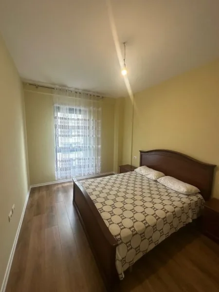 Tirane, jepet me qera apartament 2+1+Aneks+Ballkon Kati 4, 104 m² 700 € (Rezidenca Green Harmony, Porcelan)