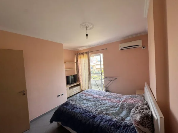 Tirane, shitet apartament 1+1+Ballkon Kati 2, 47 m² 80.000 € (Vila L)