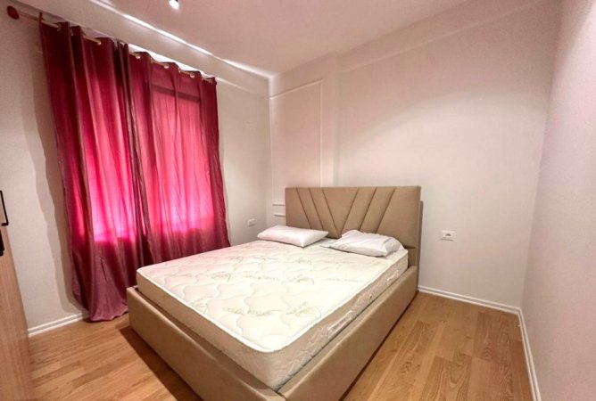 Me Qera: 1+1 & 1P.Parkimi - 📍Selite (Xhamia) E PaBanuar | 100% e Re | 550€/muaj
