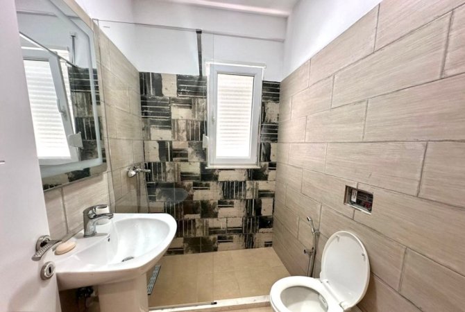 Me Qera: 1+1 & 1P.Parkimi - 📍Selite (Xhamia) E PaBanuar | 100% e Re | 550€/muaj