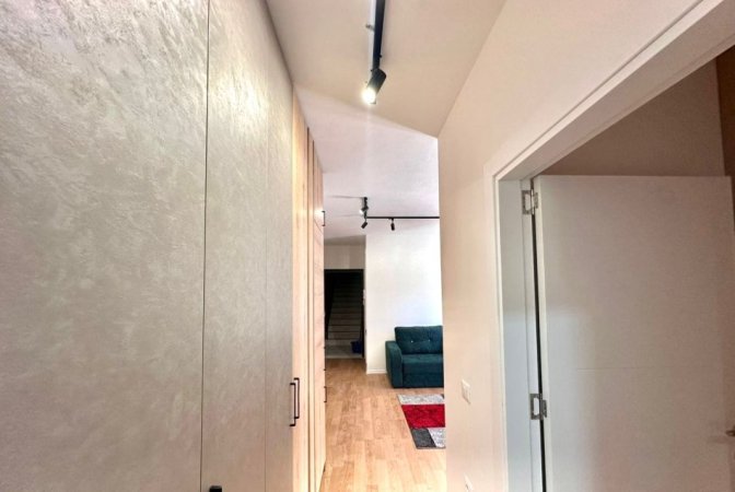 Me Qera: 1+1 & 1P.Parkimi - 📍Selite (Xhamia) E PaBanuar | 100% e Re | 550€/muaj