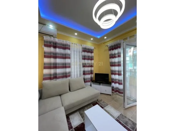 Tirane, jepet me qera apartament 2+1 Kati 1, 1 m² 601 € (Kopshti Zologjik)