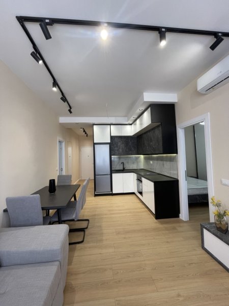 Tirane, shes apartament 2+1+Ballkon Kati 7, 88 m² 143.000 € (Rruga Dritan Hoxha)
