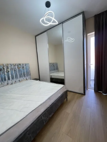 Tirane, shes apartament 2+1+Ballkon Kati 7, 88 m² 143.000 € (Rruga Dritan Hoxha)