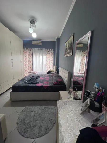 Tirane, shitet apartament 2+1 Kati 8, 102 m² 150.000 € (Bar Artisti)