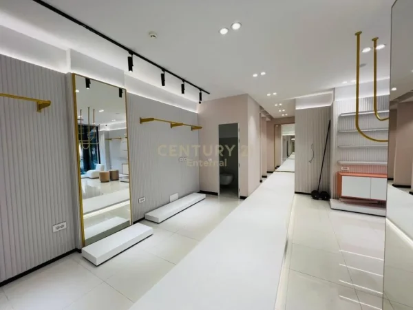 Tirane, jap me qera ambjent biznesi , 94 m² 2.000 € (Komuna e Parisit)