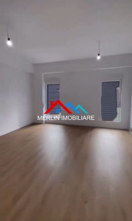 Tirane, Shitet Apartament 1+1 ne  Katin e 3, me sip. 60 m² 125.000 € ( Ne  lagjen Ali Demi,  tek Kompleksi Kaimi)
