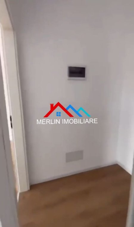Tirane, Shitet Apartament 1+1 ne  Katin e 3, me sip. 60 m² 125.000 € ( Ne  lagjen Ali Demi,  tek Kompleksi Kaimi)