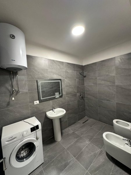 Tirane, jepet me qera apartament 2+1+Aneks+Ballkon , 69 m² 400 € (Astir , Kompleksi Jolla)