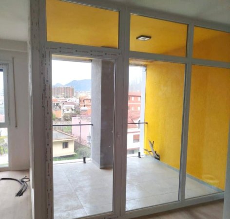 Me Qera: 2+1+2wc 📍Bulevardi i Ri - ne fund | Pallat V.2025 - 100% e Re (550€/muaj)