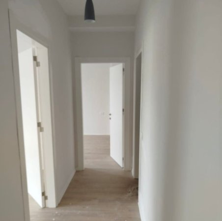 Me Qera: 2+1+2wc 📍Bulevardi i Ri - ne fund | Pallat V.2025 - 100% e Re (550€/muaj)
