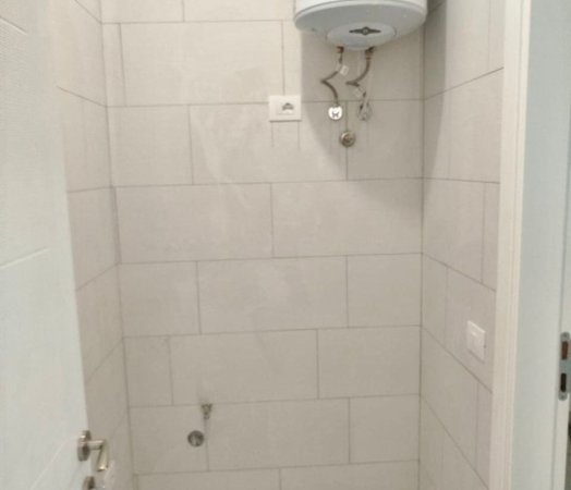 Me Qera: 2+1+2wc 📍Bulevardi i Ri - ne fund | Pallat V.2025 - 100% e Re (550€/muaj)