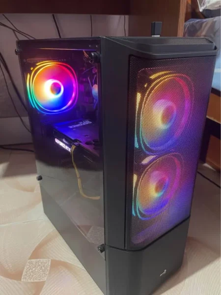 Elbasan, shes Kompjuter+Monitor Aerocool/ AsRock