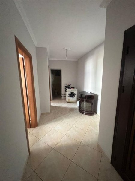 Tirane, shitet apartament 2+1 Kati 3, 103 m² 140.000 € (ASTIR)