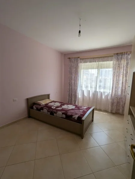 Tirane, jepet me qera apartament 2+1 Kati 2, 124 m² 650 € (Vizion Plus)
