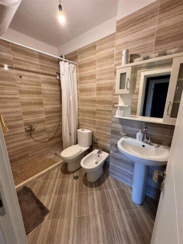 Tirane, jepet me qera zyre Kati 2, 101 m² 850 € (TOPTANI)