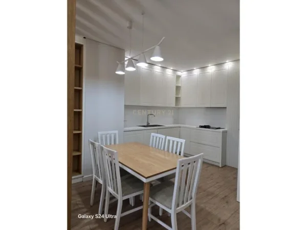 Durres, shitet 2+1+Ballkon Kati 2, 130 m² 215.000 € (Vollga)
