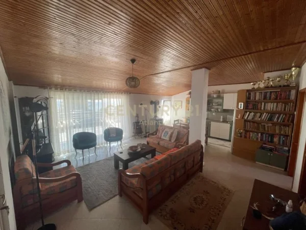 Durres, shitet apartament+verande | Penthouse 2+1 Kati 6, 128 m² 160.000 € (Plazh Hekurudha)