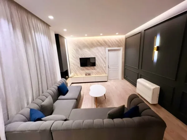 Tirane, shitet apartament 2+1 , 106 m² 180.000 € (OXHAKU)