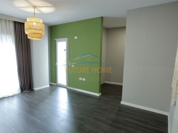 Tirane, shitet apartament 1+1+Ballkon Kati 2, 64 m² 170.000 € (Rruga e Barrikadave, përballë shkollës Lidhja Prizrenit)
