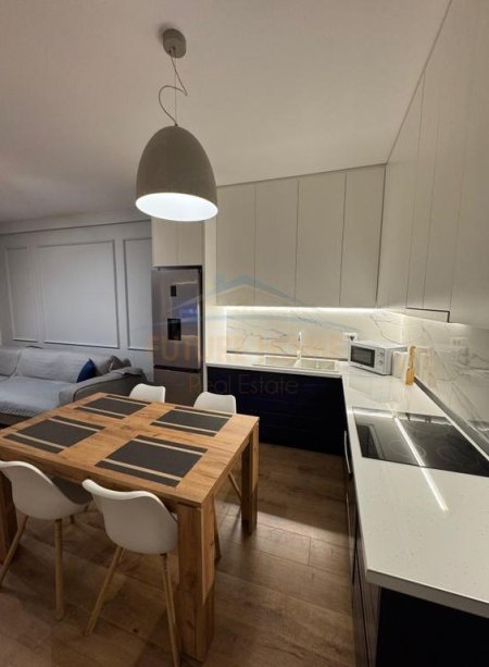 Tirane, shitet apartament 2+1 Kati 6, 97 m² 260.000 € (Rruga e Dibres)