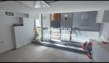 Tirane, jepet me qera ambjent biznesi Kati 1, 35 m² 400 € (Ish Ekspozita)