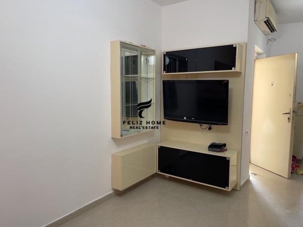 Tirane, jepet me qera apartament 2+1 Kati 5, 92 m² 480 € (21 DHJETORI)