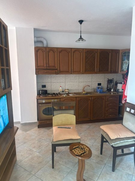Durres, shitet apartament 2+1+Ballkon Kati 4, 92 m² 107.000 € (Ujesjellesi)