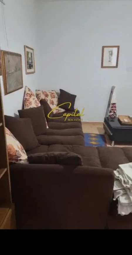 Tirane, jepet me qera apartament 1+1 Kati 5, 60 m² 500 € (BULEVARDI ZOGU I PARE)