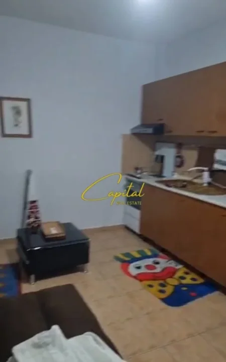 Tirane, jepet me qera apartament 1+1 Kati 5, 60 m² 500 € (BULEVARDI ZOGU I PARE)