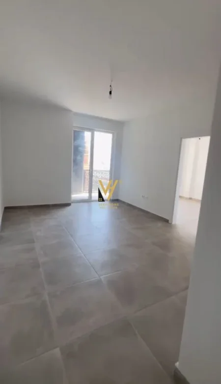 Tirane, shitet apartament 2+1+Ballkon Kati 5, 83 m² 113.000 € (PASKUQAN)