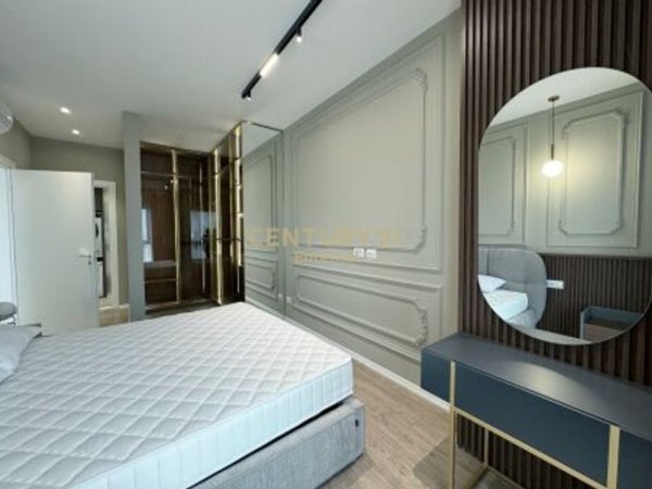 Tirane, jepet me qera apartament 2+1 Kati 11, 110 m² 1.500 € (Garden Building)