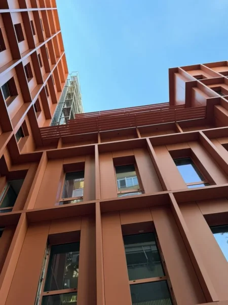 Tirane, shitet apartament 2+1 , 101 m² (Prane LSI)