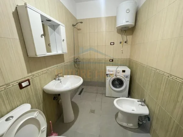 Durres, shitet apartament 2+1+Ballkon Kati 3, 101 m² 111.000 € (Golem)