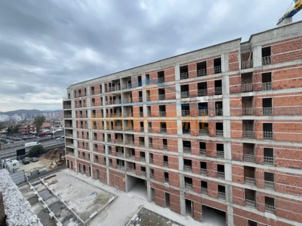 Tirane, shitet apartament 3+1+2 + Ballkon Kati 5, 110 m² 131.000 € (Casa Italia, Tirana Entry 2)