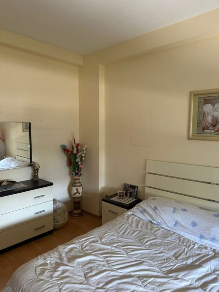 Durres, jepet me qera apartament 1+1+Ballkon Kati 4, 70 m² 400 € (Vollga)