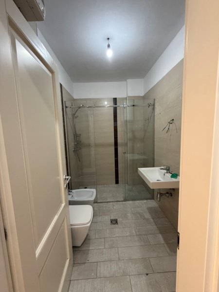 Jepet me qira apartament 2+1, Kompleksi Deliorgji
