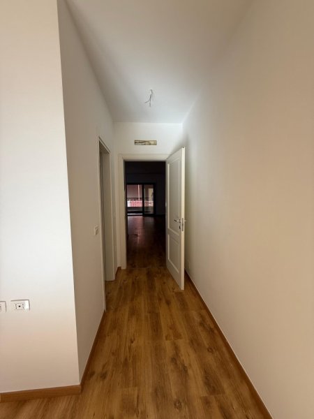 Jepet me qira apartament 2+1, Kompleksi Deliorgji