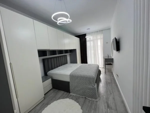 Tirane, shitet apartament 2+1+Ballkon Kati 7, 85 m² 130.000 € (Astir)