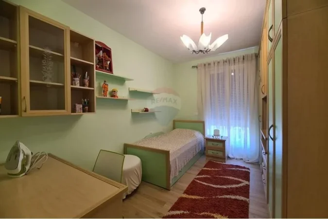 Tirane, jepet me qera , 106 m² 850 € 
