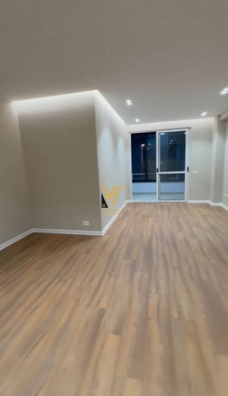 Tirane, shitet apartament 2+1+Ballkon Kati 9, 112 m² 150.000 € (UNAZA E RE)