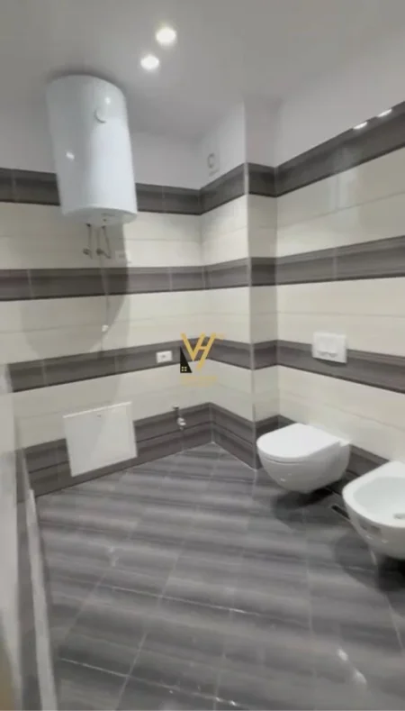 Tirane, shitet apartament 2+1+Ballkon Kati 9, 112 m² 150.000 € (UNAZA E RE)