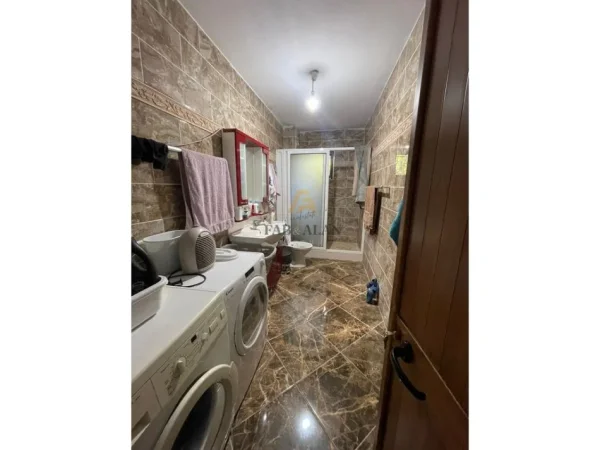 Tirane, shitet apartament 2+1 Kati 1, 94 m² 140.000 € (Casa Italia)