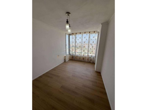 Tirane, shitet apartament 1+1 Kati 9, 65 m² 87.000 € 