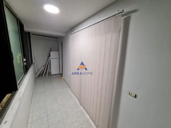 Tirane, jepet me qera ambjent biznesi Kati 1, 120 m² 850 € (PRANË MYSTIC OSE LSI,ISH BLLOK)