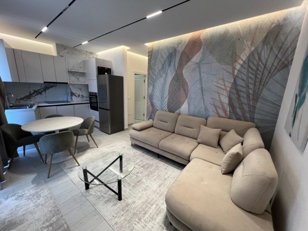 Tirane, jepet me qera apartament 1+1+Ballkon Kati 7, 70 m² 650 € (River Residence)