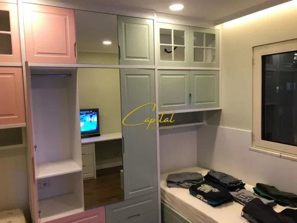 Tirane, jepet me qera apartament 2+1 Kati 5, 70 m² 700 € (RRUGA IRFAN TOMINI)