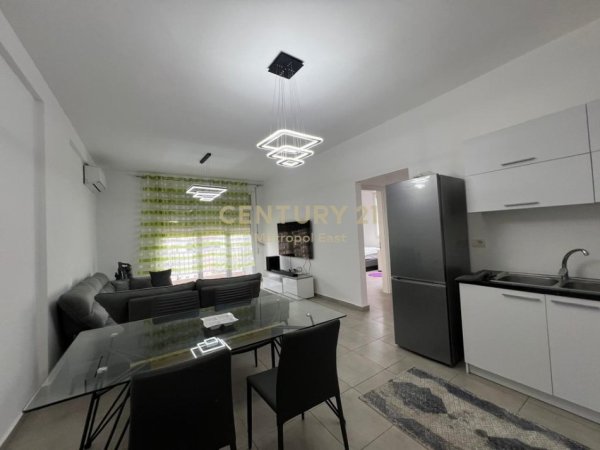 Tirane, shitet apartament 2+1 Kati 9, 100 m² 210.000 € 