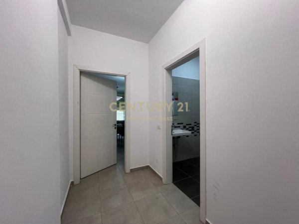 Tirane, shitet apartament 2+1 Kati 9, 100 m² 210.000 € 