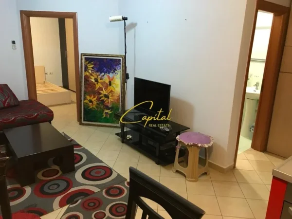 Tirane, jepet me qera apartament 1+1 Kati 6, 50 m² 500 € (21 DHEJTORI)